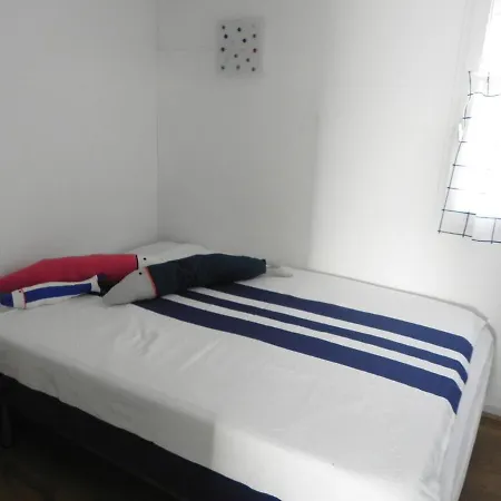 Les Vagues Du Sud Gruissan