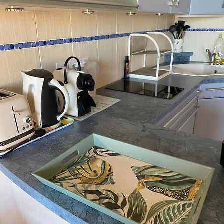 Les Vagues Du Sud * Gruissan