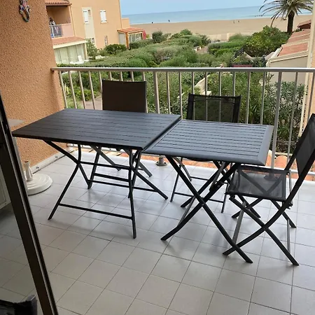 Les Vagues Du Sud Gruissan