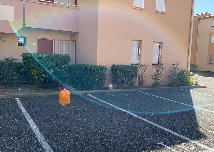 Les Vagues Du Sud Gruissan